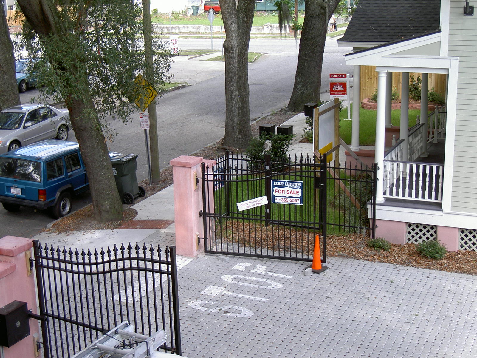 Property thumbnail image